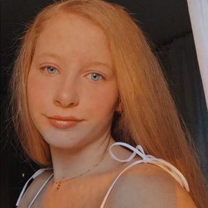 Meet your Posher, Lily